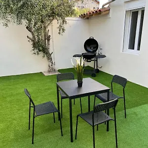  Appartement Les Jardins Marseillais 1- 4 Personnes - Plages Calanques- Stade Vélodrome - Hôpital La Timone France