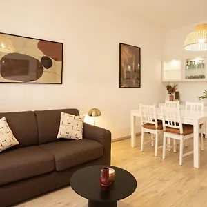  Appartement Xenia - Enjoy Porta Venezia In Modern Apt- 10 Min From Duomo Italie