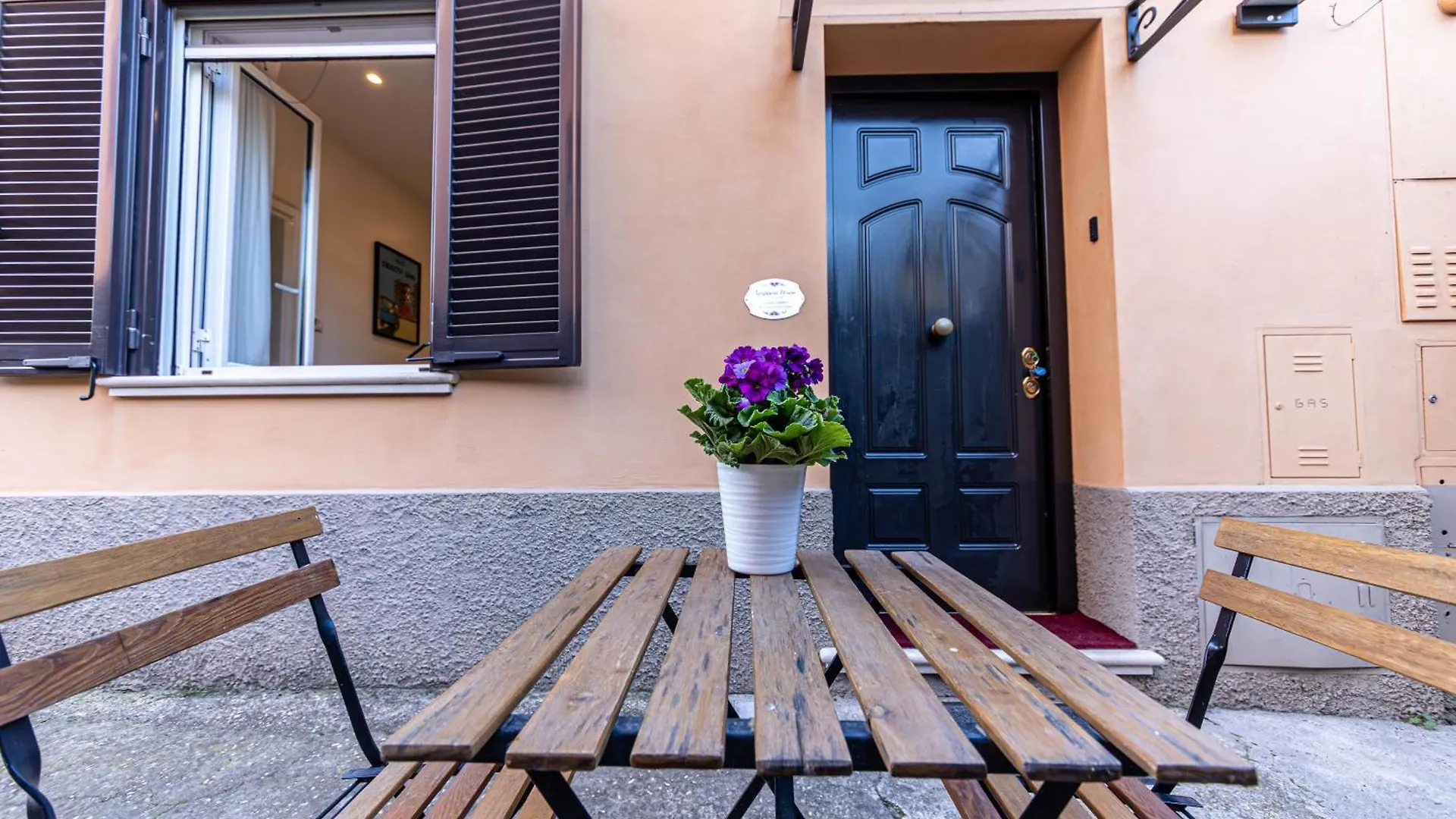 Appartement Agrippina House: Mura Vaticane Rome